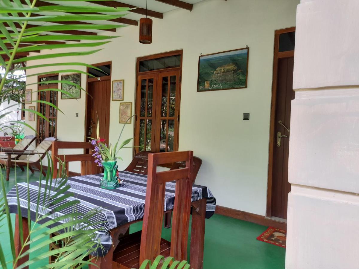 Sigiri Jungle Villa Sigiriya Exterior photo